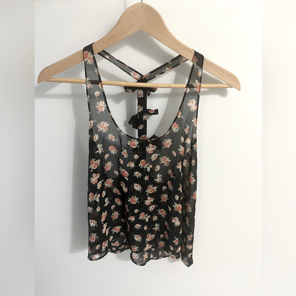 Forever 21 Women’s Floral Black Tank Top